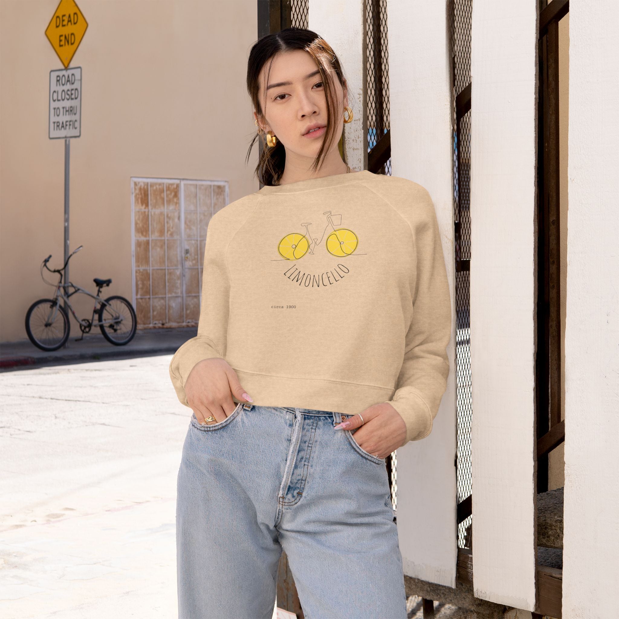 Lemon Eyes smiley Pullover | cropped fleece black
